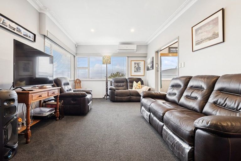 Photo of property in 4 Hamlet Place, Pukekohe, 2120
