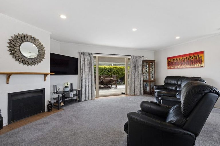 Photo of property in 27 Ridgeway Road, Pukekohe, 2120
