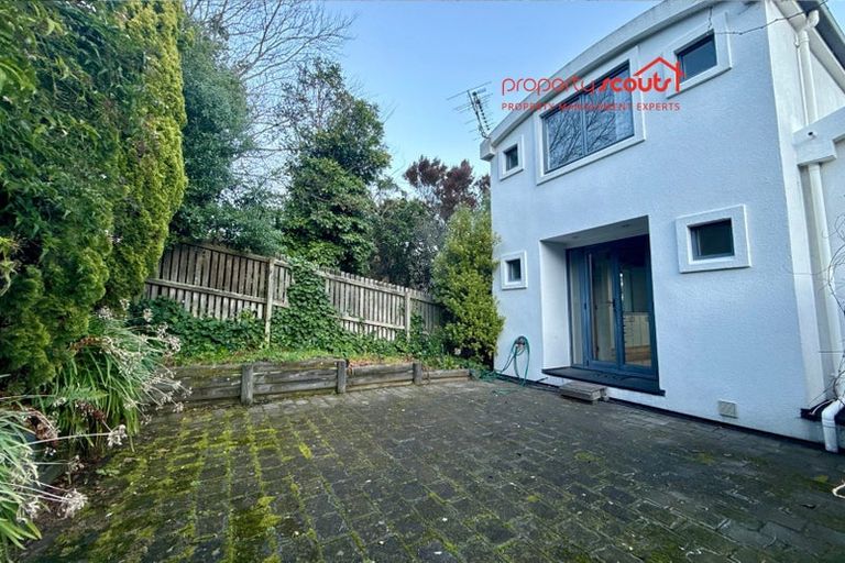 Photo of property in 28b Ripon Street, Lyttelton, 8082