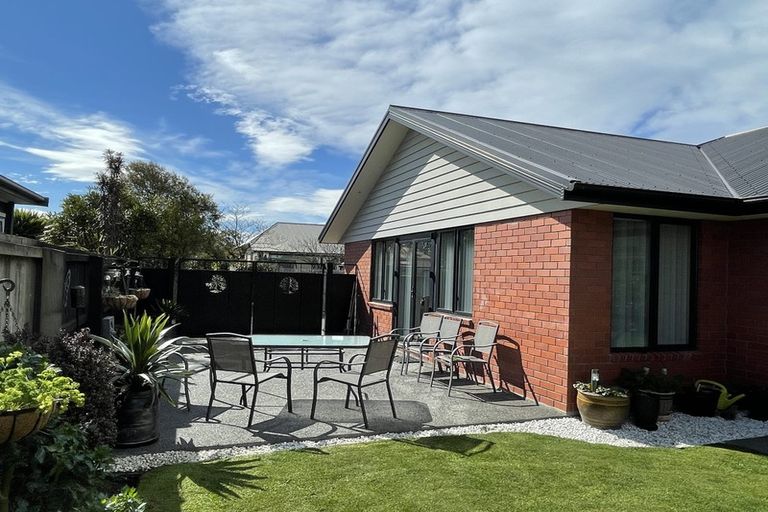 Photo of property in 16a Surrey Street, Linwood, Christchurch, 8062