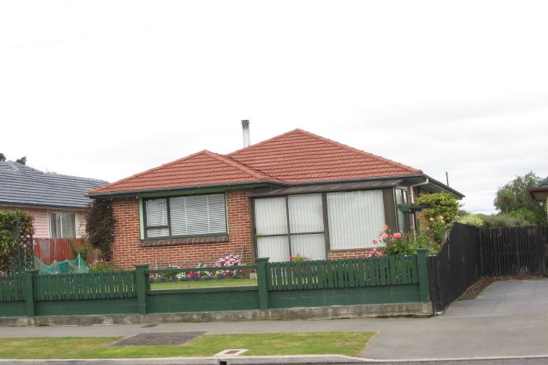 Photo of property in 76 Mackworth Street, Woolston, Christchurch, 8062
