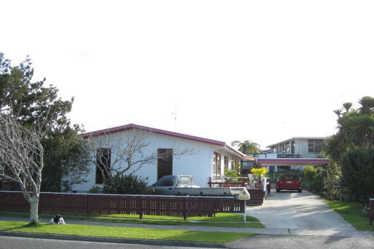 Photo of property in 2 Mary Henry Place, Whakatane, 3120