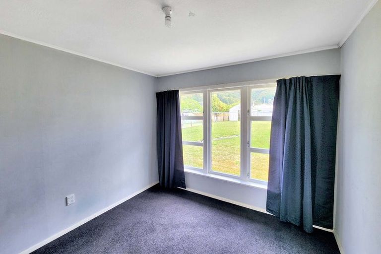 Photo of property in 79 Fraser Street, Wainuiomata, Lower Hutt, 5014