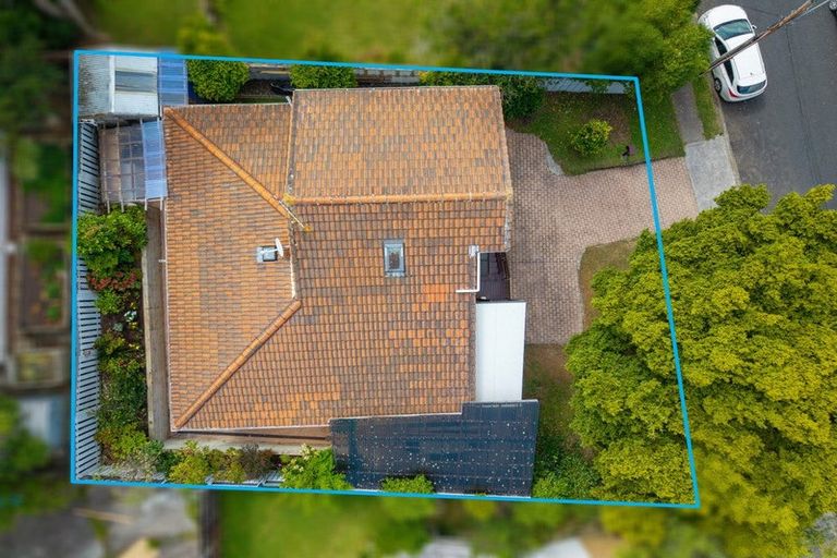 Photo of property in 1/233 Eskdale Road, Birkenhead, Auckland, 0626