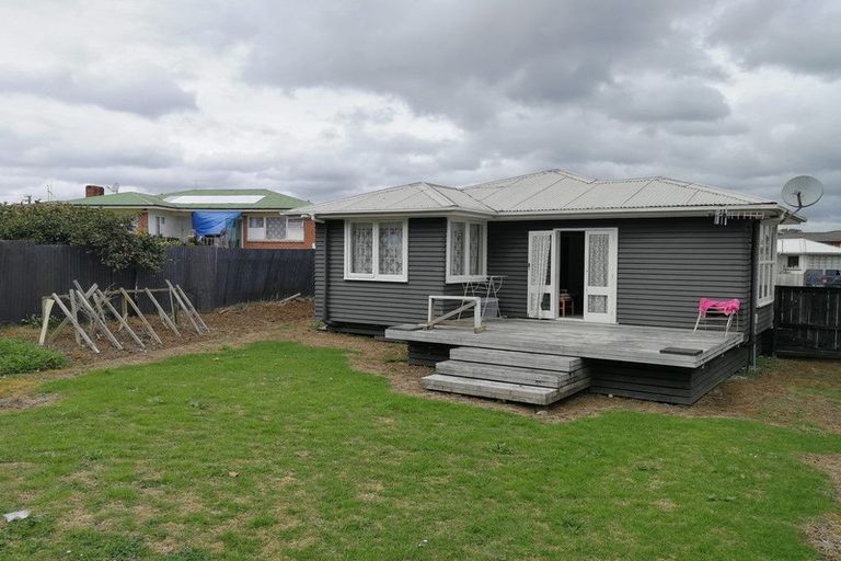 Photo of property in 105 Favona Road, Favona, Auckland, 2024