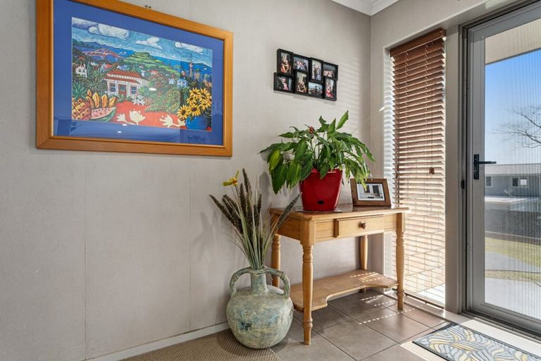Photo of property in 87 Pakeha Street, Matata, 3194