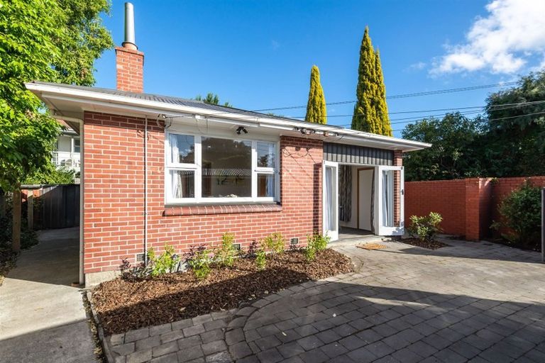 Photo of property in 236 Grahams Road, Burnside, Christchurch, 8053