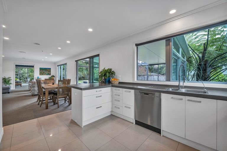 Photo of property in 4 Cherry Lane, Hurdon, New Plymouth, 4310