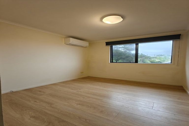 Photo of property in 36 Greenbough Lane, Greenhithe, Auckland, 0632