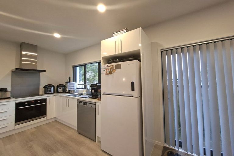 Photo of property in 15a Burden Avenue, Wainuiomata, Lower Hutt, 5014
