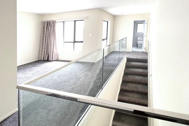 Photo of property in 367c Don Buck Road, Massey, Auckland, 0614