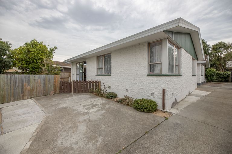 Photo of property in 41 Oldwood Street, Bishopdale, Christchurch, 8053