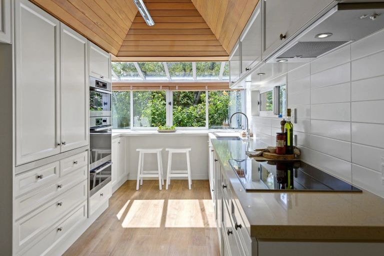 Photo of property in 89 Merivale Lane, Merivale, Christchurch, 8014