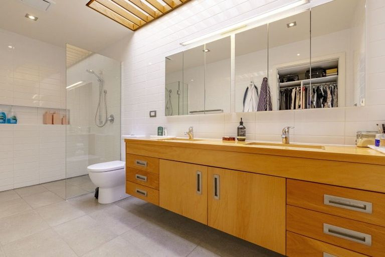 Photo of property in 15 Goodger Street, Waipukurau, 4200