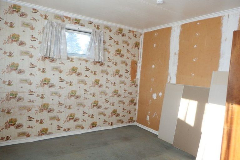 Photo of property in 15 Vera Street, Marton, 4710