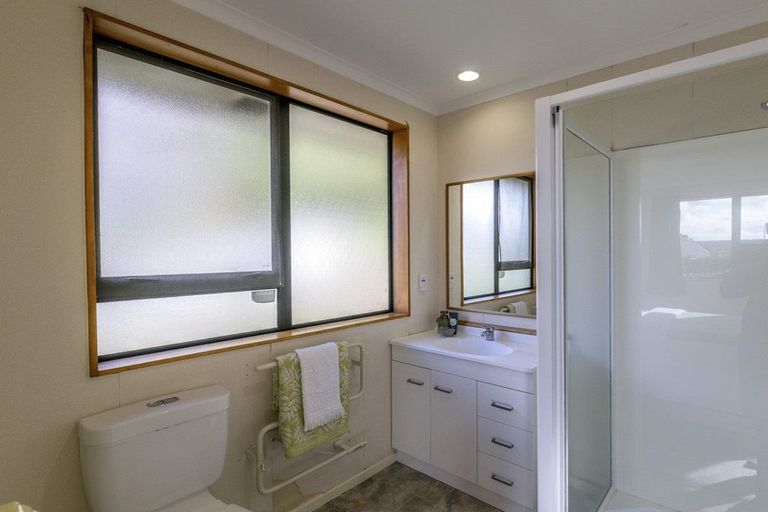 Photo of property in 148 Langdale Avenue, Paraparaumu, 5032