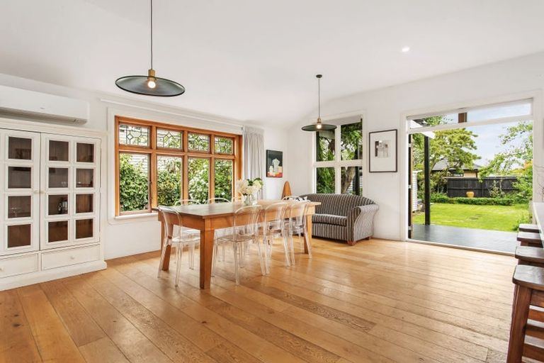 Photo of property in 23 Massey Crescent, St Albans, Christchurch, 8014