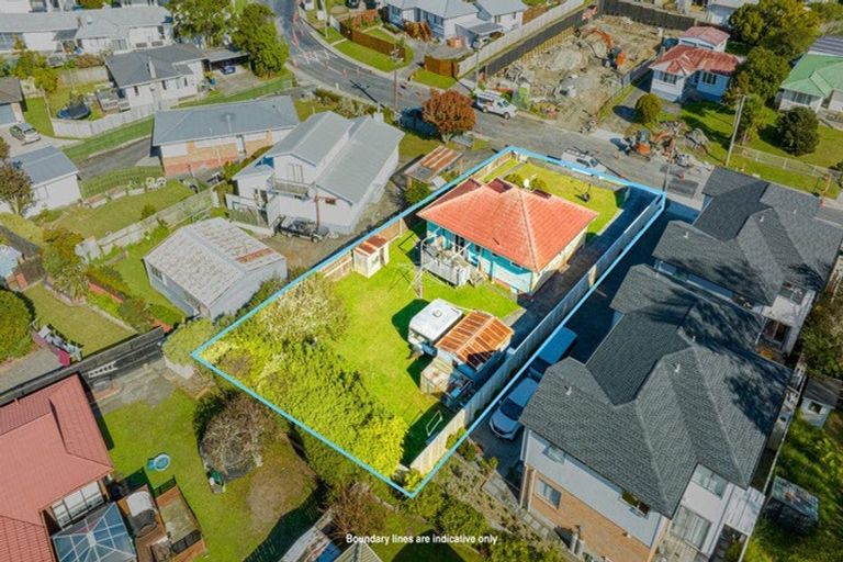 Photo of property in 29 Statesman Street, Henderson, Auckland, 0612