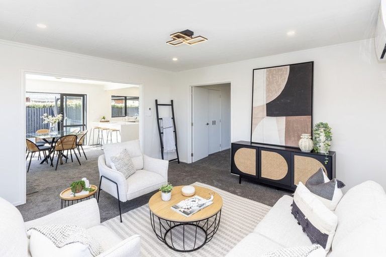 Photo of property in 2 Cutts Road, Russley, Christchurch, 8042