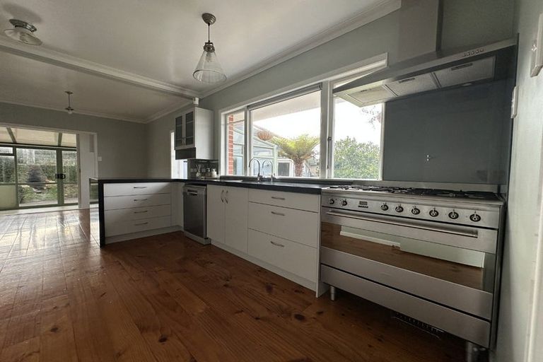 Photo of property in 2 Sunny Bay Road, Matua, Tauranga, 3110