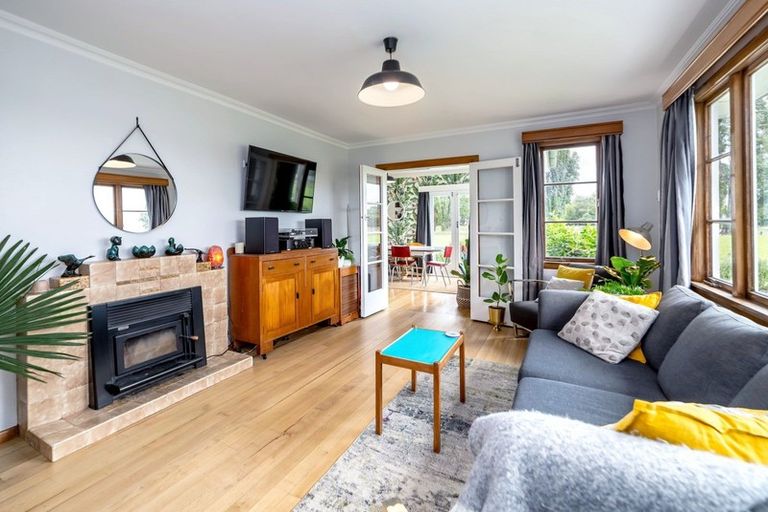 Photo of property in 2437 State Highway 2, Greytown, 5794