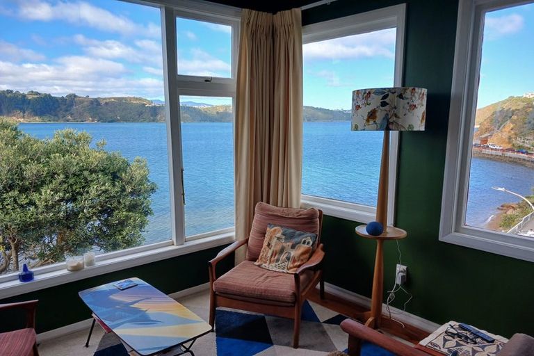 Photo of property in 36 Evans Bay Parade, Roseneath, Wellington, 6021