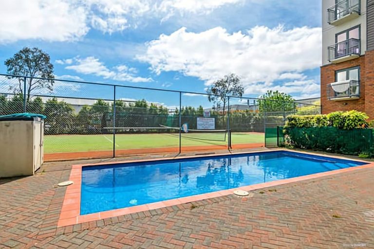 Photo of property in 1a/8 Crown Lynn Place, New Lynn, Auckland, 0600