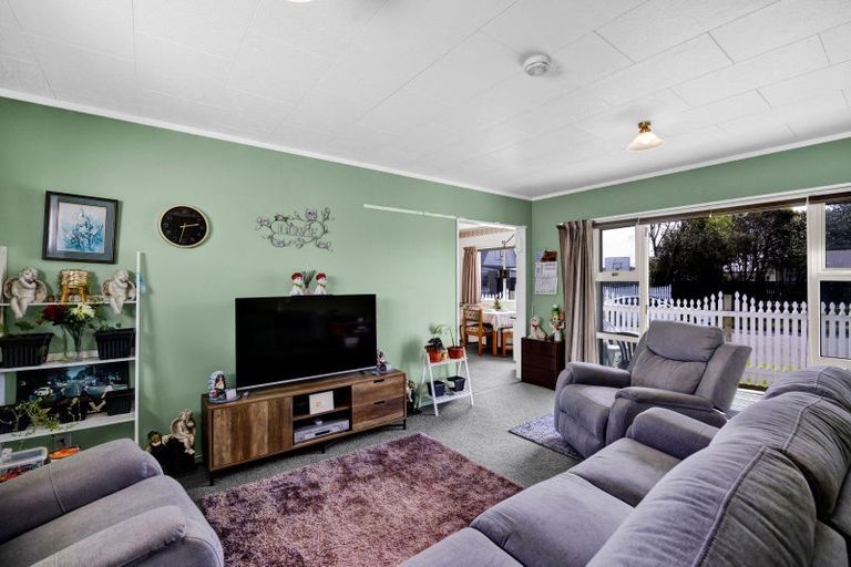 Photo of property in 57 Murray Avenue, Hawera, 4610