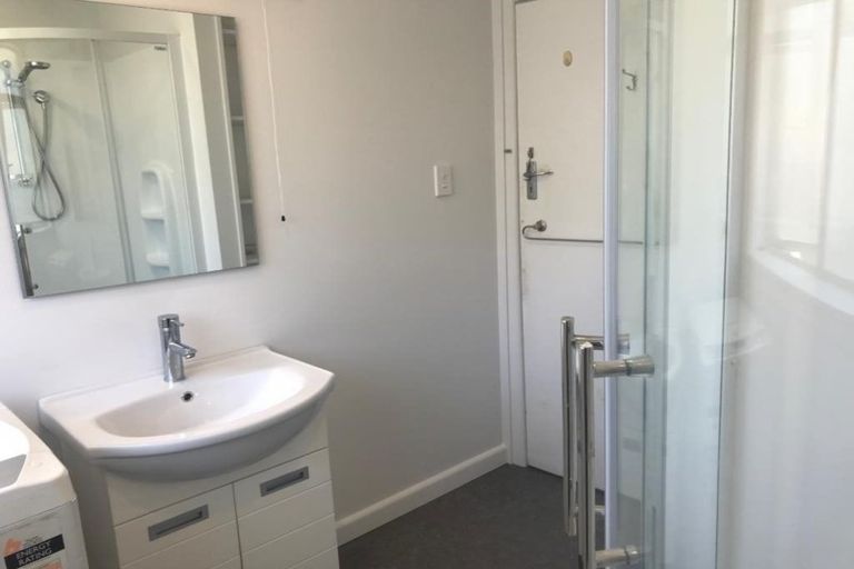 Photo of property in 61 Acacia Avenue, Upper Riccarton, Christchurch, 8041