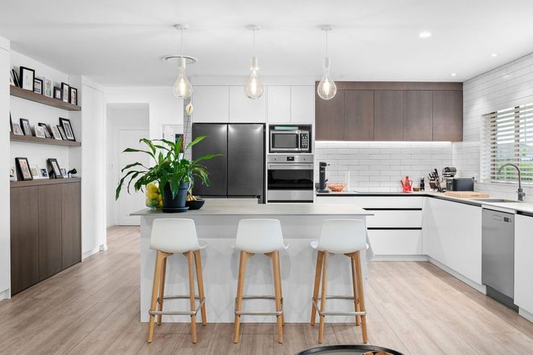 Photo of property in 47 The Esplanade, Huntington, Hamilton, 3210