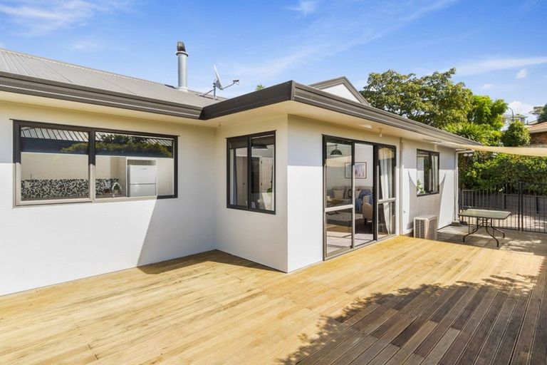 Photo of property in 12 Mamaku Rise, Welcome Bay, Tauranga, 3112