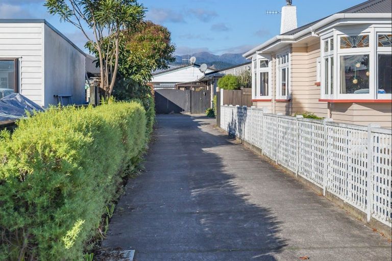 Photo of property in 112a Winchester Street, Levin, 5510