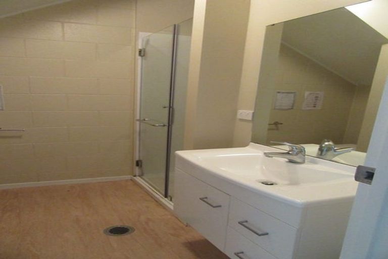 Photo of property in 1/49 Picton Avenue, Riccarton, Christchurch, 8011