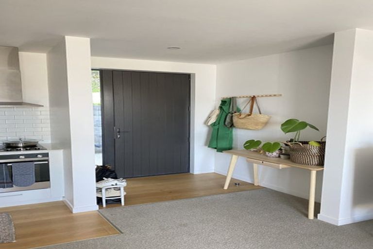 Photo of property in 15/52 High Street, Island Bay, Wellington, 6023