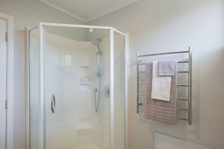 Photo of property in 14 Rangiatea Street, Paraparaumu Beach, Paraparaumu, 5032