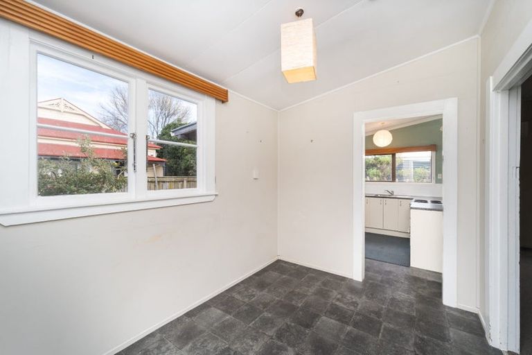 Photo of property in 72b Albert Street, Palmerston North, 4414
