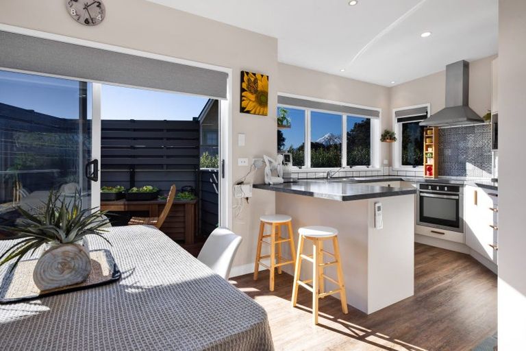 Photo of property in 22 Halse Place, Opunake, 4616