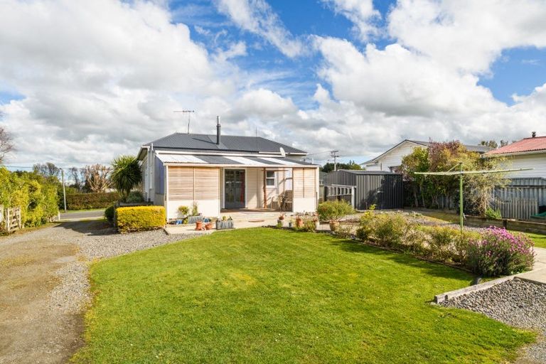 Photo of property in 8 Toia Street, Marton, 4710