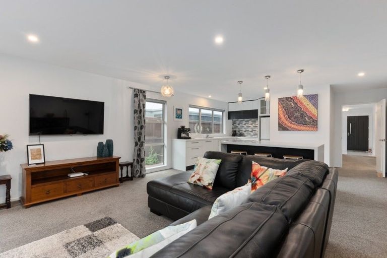 Photo of property in 21 Bronco Drive, Aidanfield, Christchurch, 8025