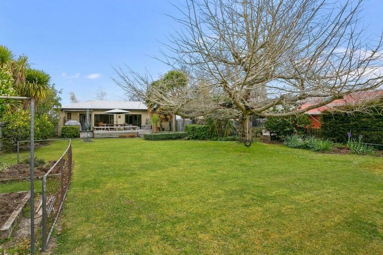 Photo of property in 18 Queen Street, Cambridge, 3434