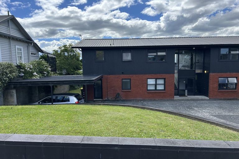 Photo of property in 3/22 Marama Street, Frankton, Hamilton, 3204
