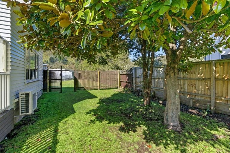 Photo of property in 24 Arnold Street, Sumner, Christchurch, 8081