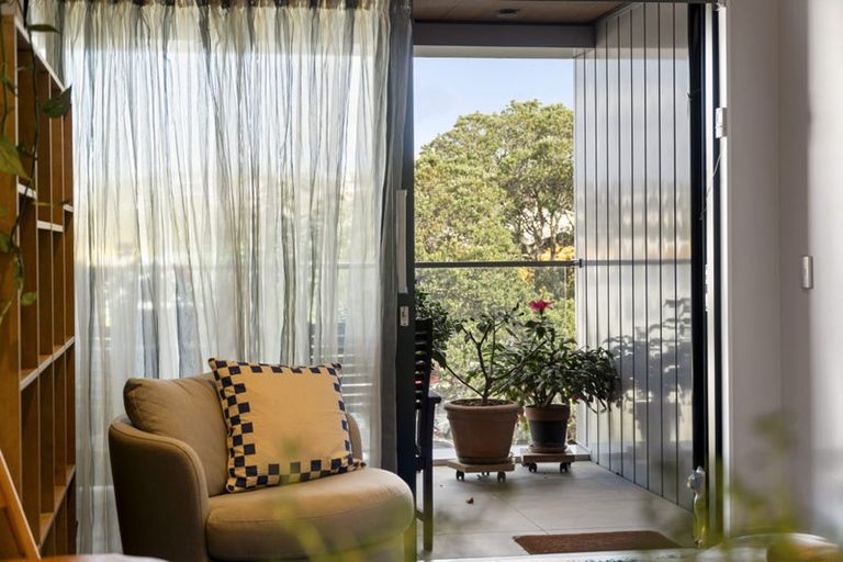 Photo of property in The Victor, 208/4 Bute Road, Browns Bay, Auckland, 0630