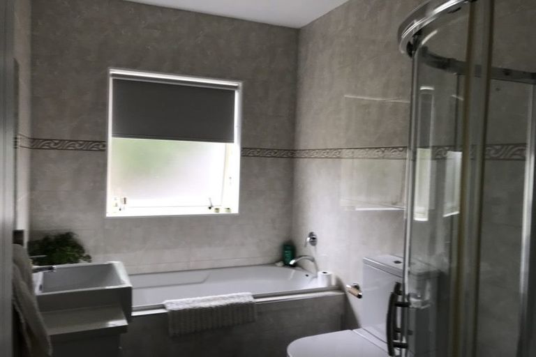 Photo of property in 32 Capriana Drive, Karaka, Papakura, 2113