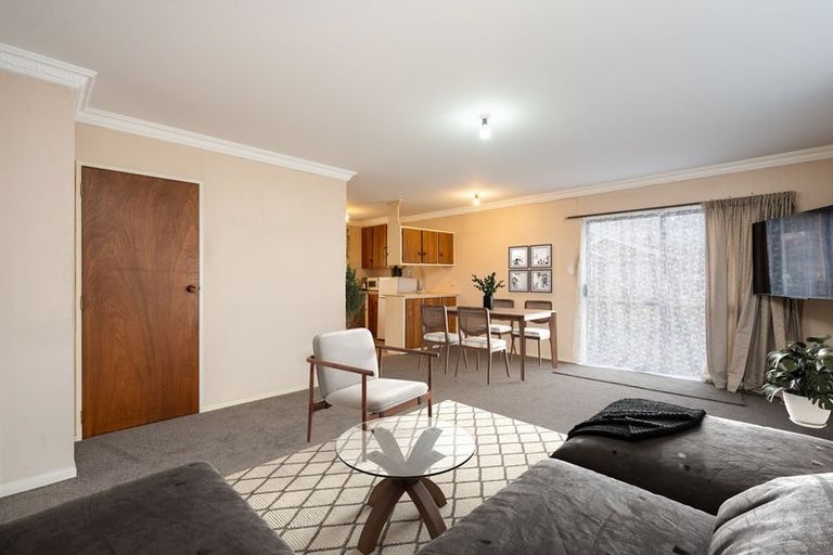 Photo of property in 143a Macandrew Road, South Dunedin, Dunedin, 9012