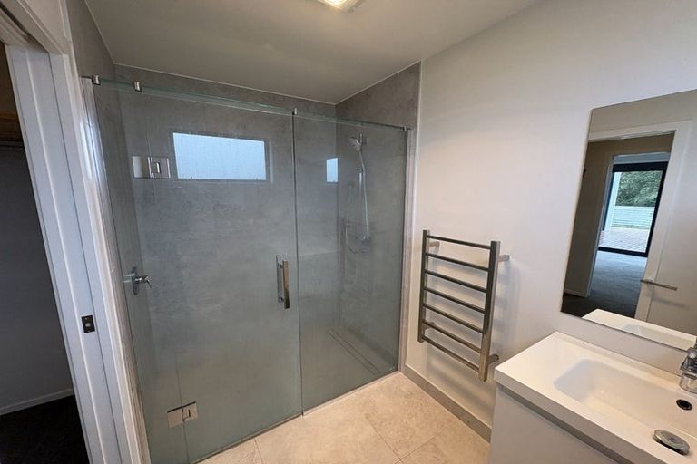Photo of property in 115 Wairau Road, Oakura, 4314