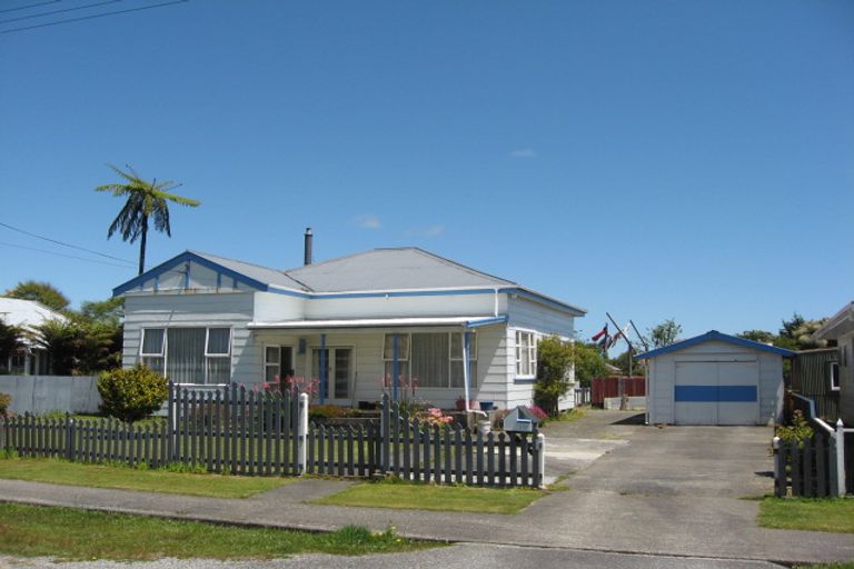 Photo of property in 130 Romilly Street, Westport, 7825