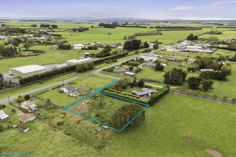 Photo of property in 4 Robertson Street, Woodlands, Invercargill, 9871