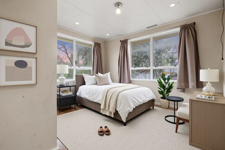 Photo of property in 21 Rountree Place, Conifer Grove, Takanini, 2112