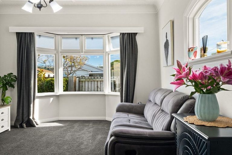 Photo of property in 21 Hargest Crescent, Saint Kilda, Dunedin, 9012